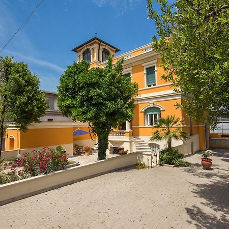 לינה וארוחת בוקר רומא Relais La Torretta מראה חיצוני תמונה
